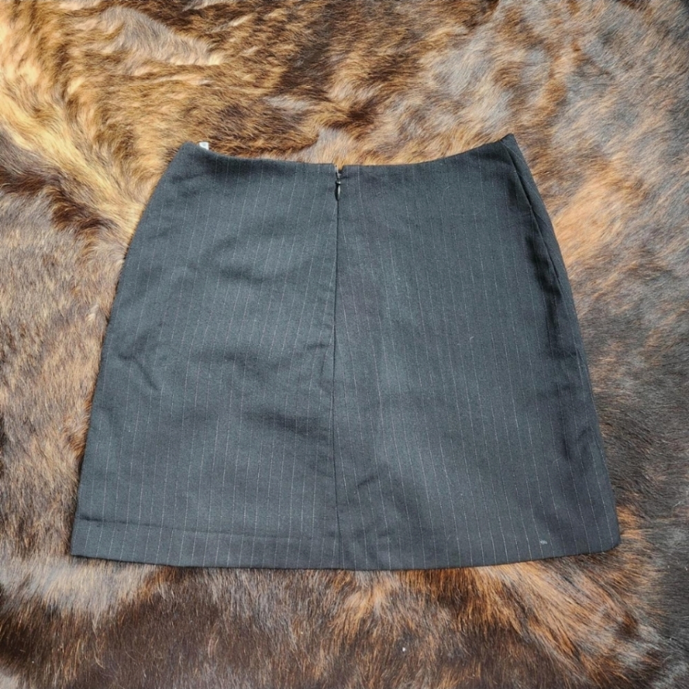Helmut Lang Black Wool Pinstripe Skirt (XS/S)